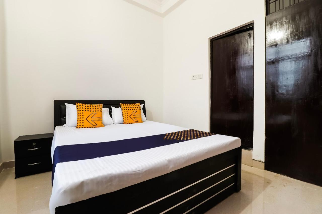 Spot On Indra Palace Bijnaur Екстериор снимка